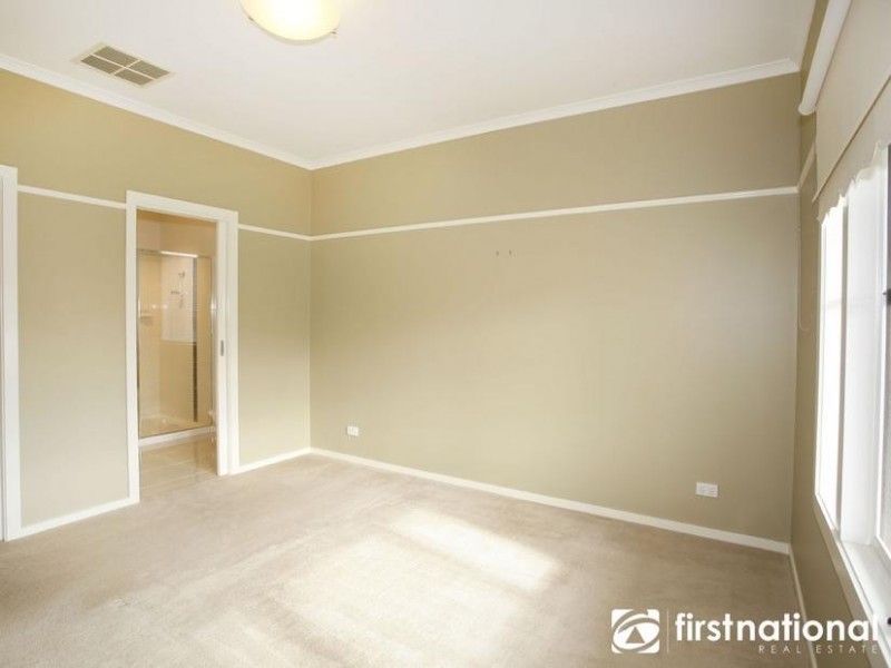 23 Adrian Drive, Pakenham VIC 3810