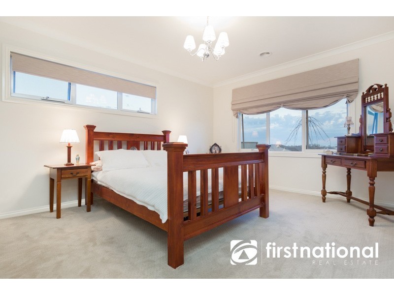 33 Still Water Way, Officer VIC 3809