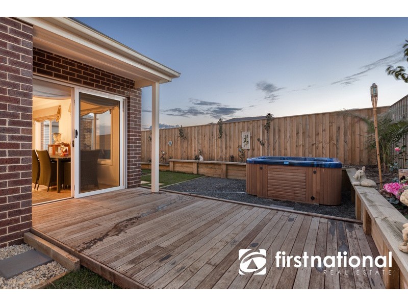 33 Still Water Way, Officer VIC 3809