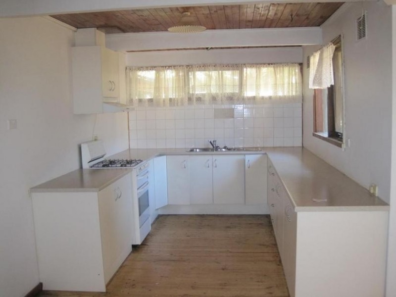 14 Wadsley Avenue, Pakenham VIC 3810