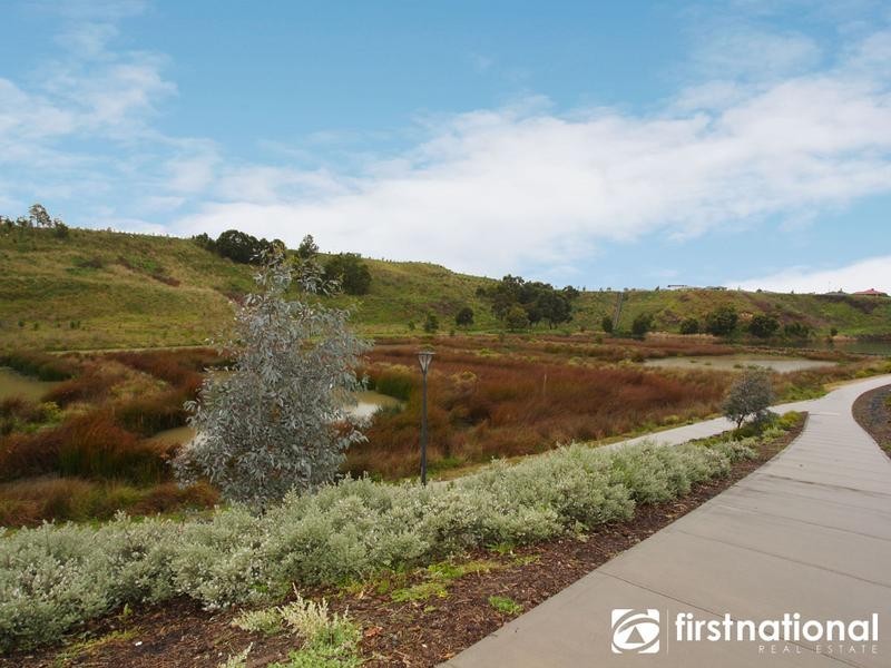 82 Windermere Boulevard, Pakenham VIC 3810