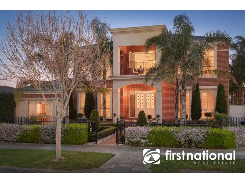 28 Flinders Chase, Pakenham VIC 3810