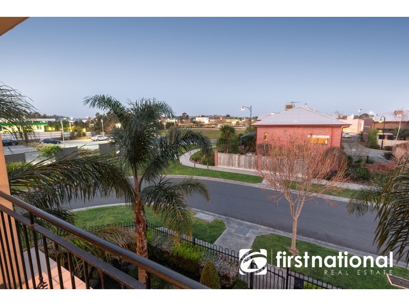 28 Flinders Chase, Pakenham VIC 3810
