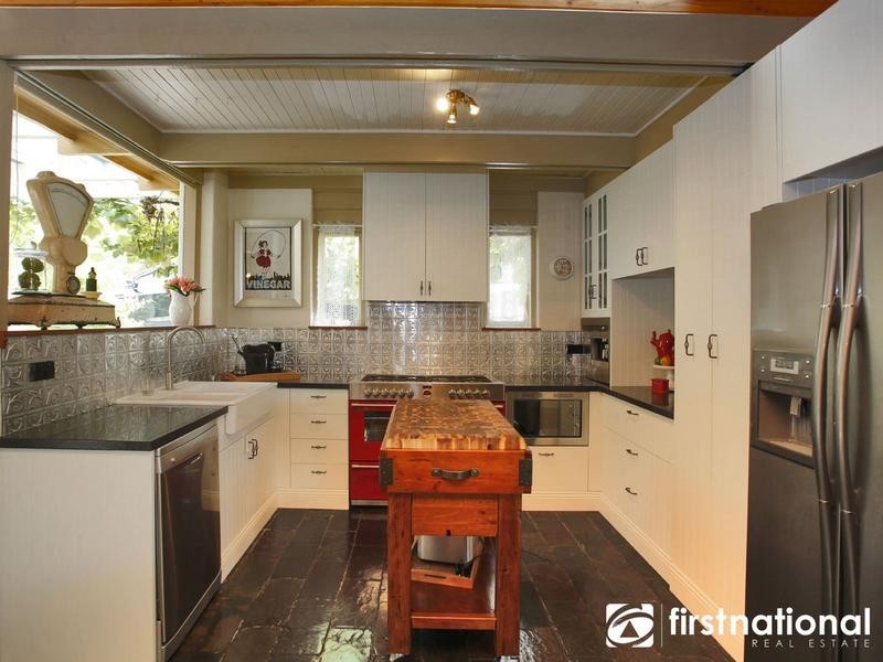 65 Shelton Rd, Pakenham Upper VIC 3810