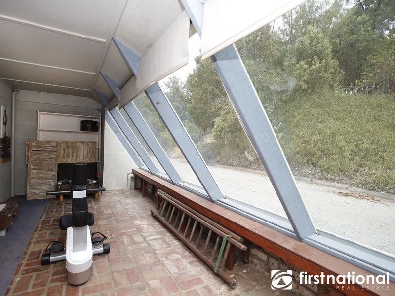 65 Shelton Rd, Pakenham Upper VIC 3810