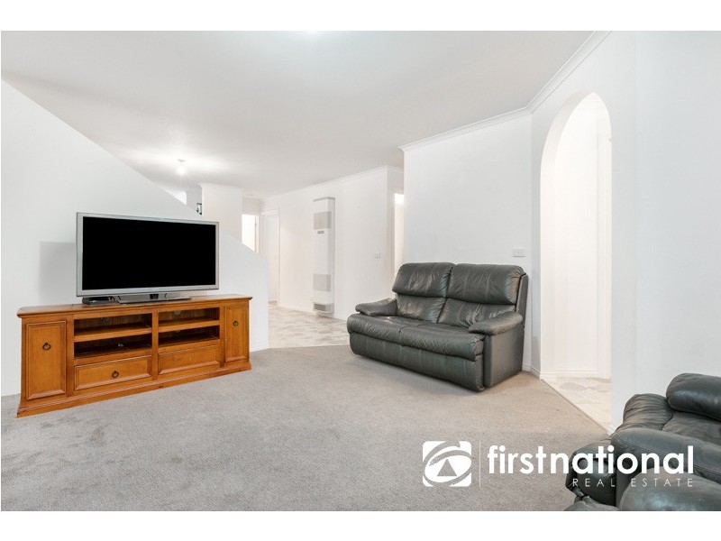8a David Street, Pakenham VIC 3810