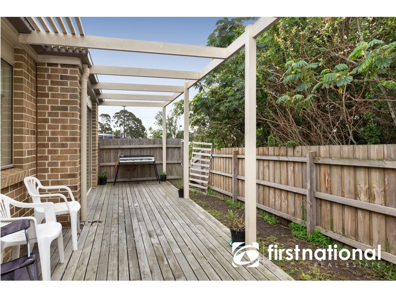1/4 Anderson Street, Pakenham VIC 3810