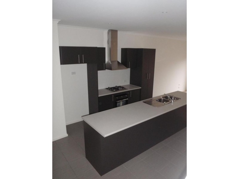 11 Howqua Place, Pakenham VIC 3810