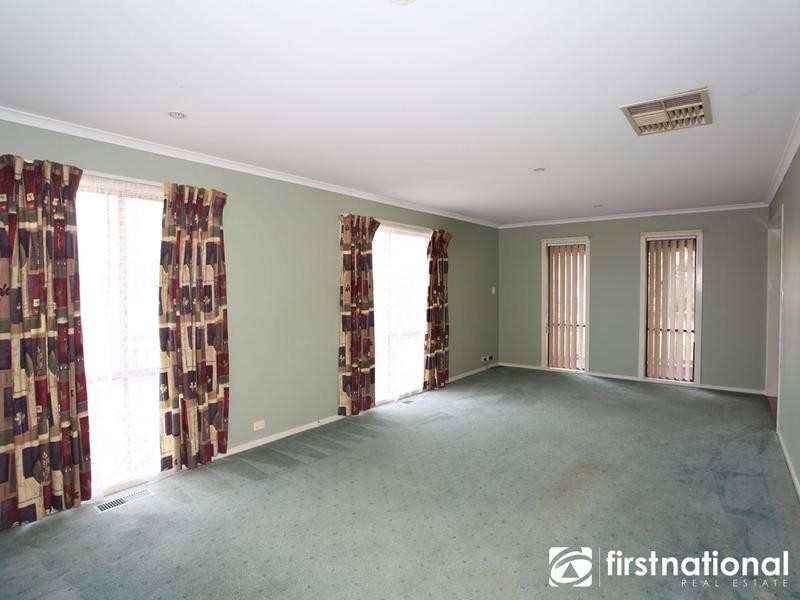 13 Highview Court, Pakenham VIC 3810