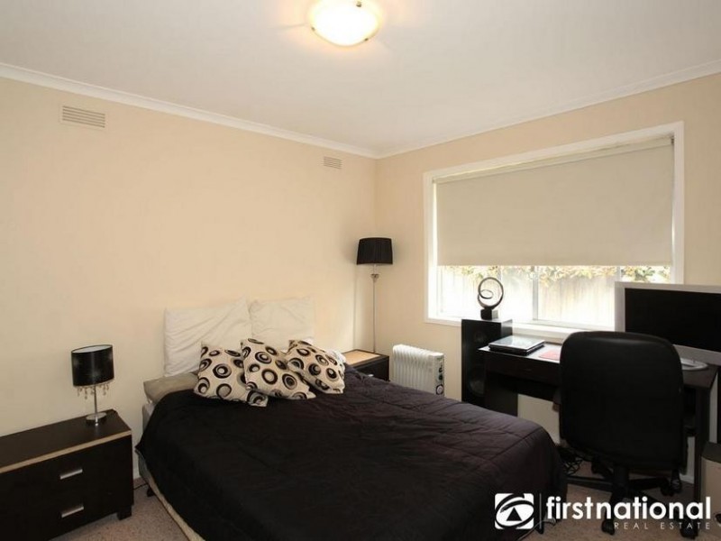 6 O’Shannessy Street, Pakenham VIC 3810