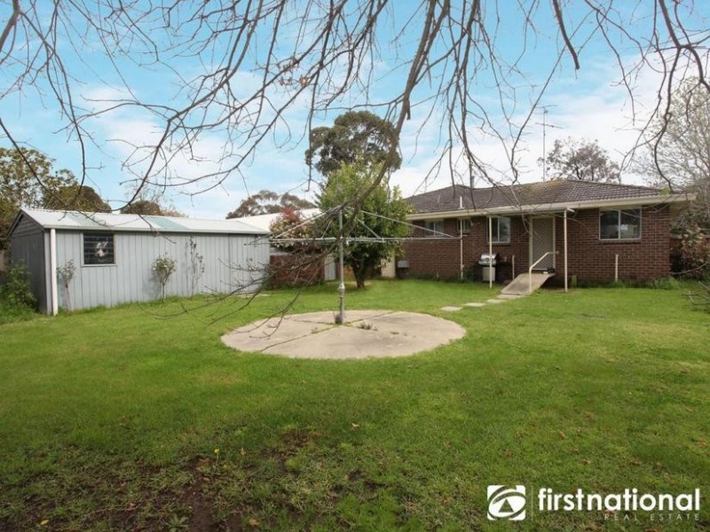 6 O’Shannessy Street, Pakenham VIC 3810
