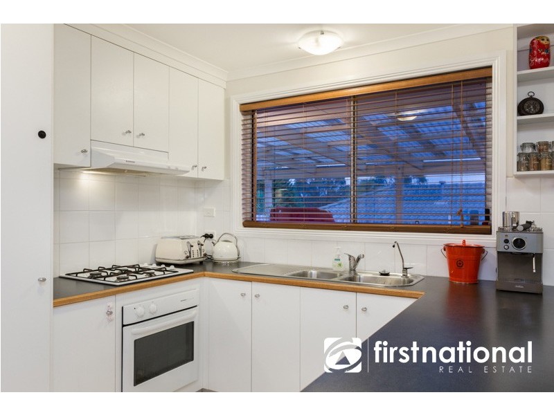 15 Kate Court, Pakenham VIC 3810