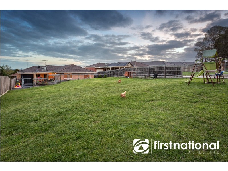 15 Kate Court, Pakenham VIC 3810