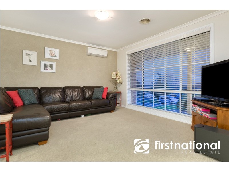 15 Kate Court, Pakenham VIC 3810