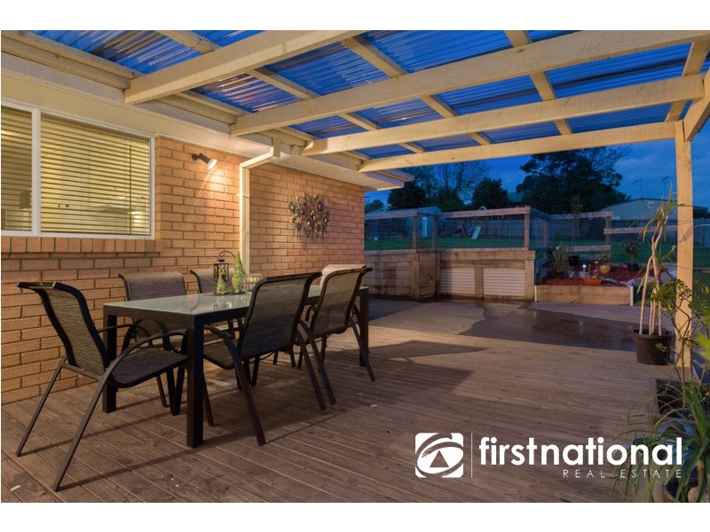 15 Kate Court, Pakenham VIC 3810