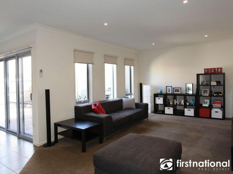 4 Lords Lane, Officer VIC 3809