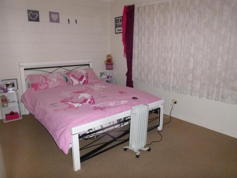 5/2-4 Charles Street, Pakenham VIC 3810