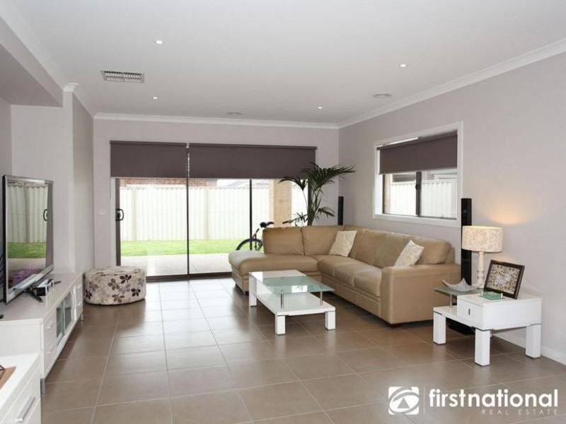 4 Dream Court, Pakenham VIC 3810