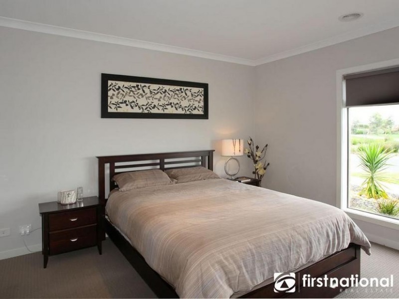 4 Dream Court, Pakenham VIC 3810