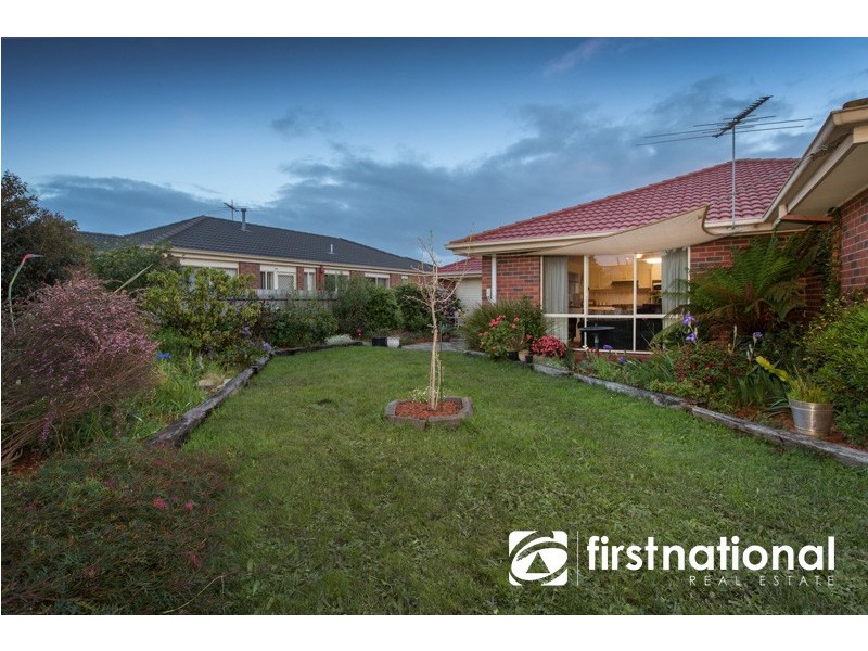 6 Wisteria Court, Pakenham VIC 3810