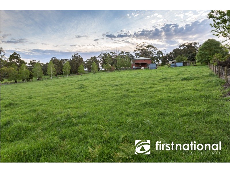 5 Bayard Drive, Pakenham Upper VIC 3810