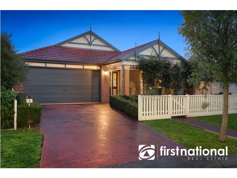 4 Cathedral Close, Pakenham VIC 3810