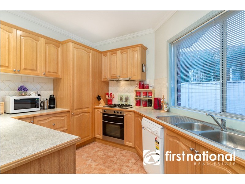 4 Cathedral Close, Pakenham VIC 3810