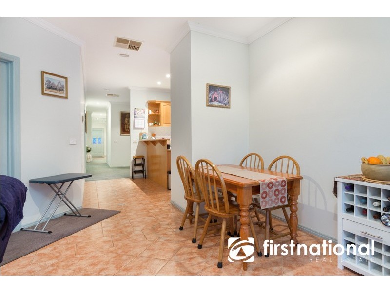 4 Cathedral Close, Pakenham VIC 3810