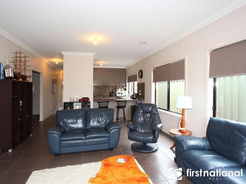 23 Cohens Way, Pakenham VIC 3810