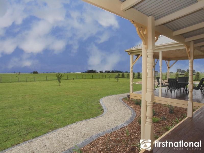 50 Parish Rd, Iona VIC 3815