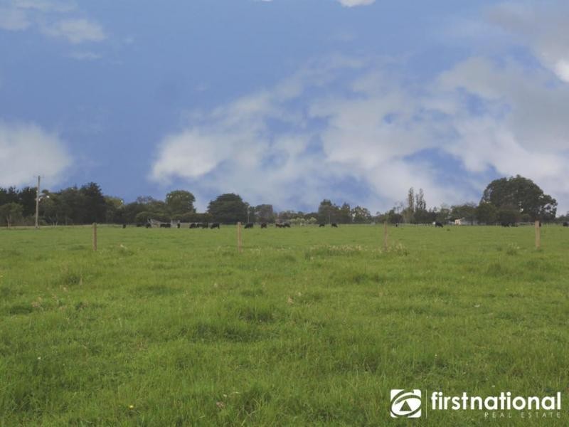 50 Parish Rd, Iona VIC 3815