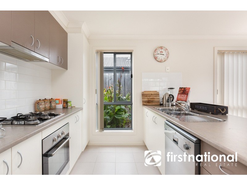 3/6-16 Diston Court, Pakenham VIC 3810