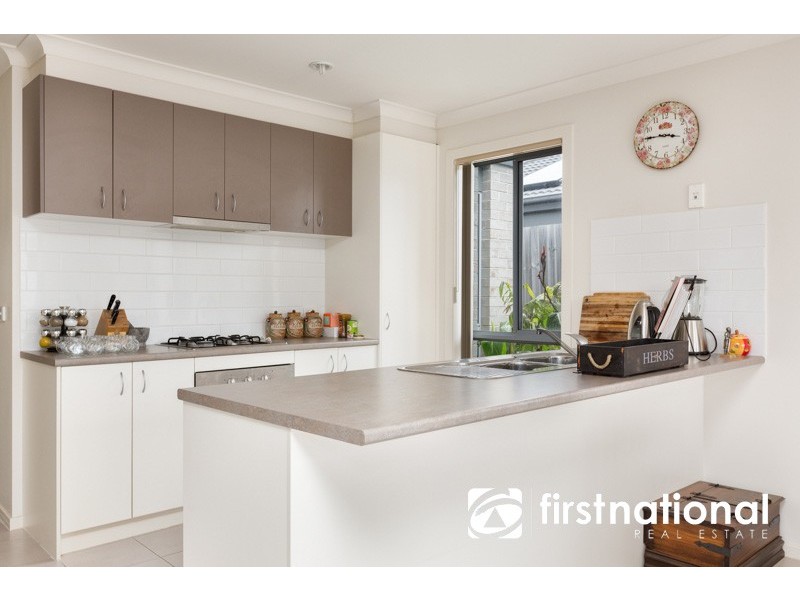 3/6-16 Diston Court, Pakenham VIC 3810