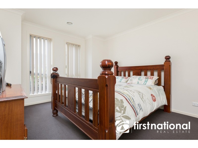 3/6-16 Diston Court, Pakenham VIC 3810