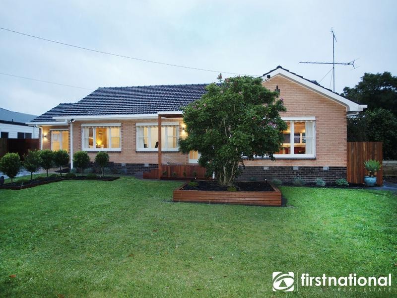 30 Jefferson Road, Garfield VIC 3814