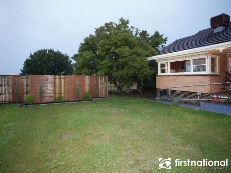 30 Jefferson Road, Garfield VIC 3814
