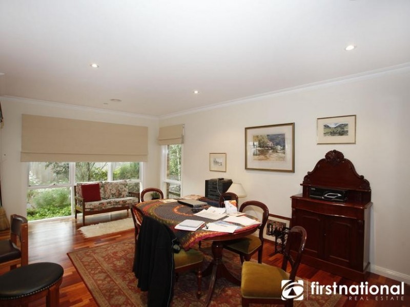 1/40 Railway Avenue, Garfield VIC 3814