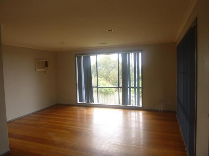 3 Lachlan Court, Pakenham VIC 3810