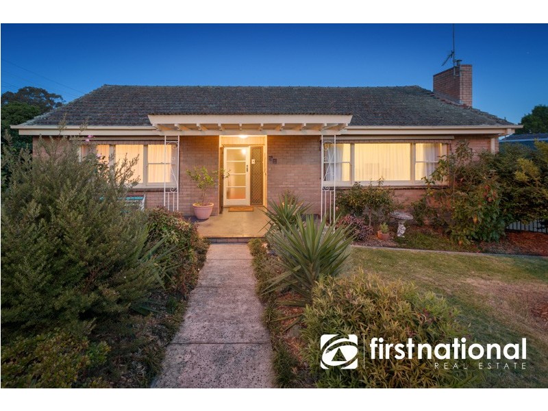 52 Ahern Road, Pakenham VIC 3810