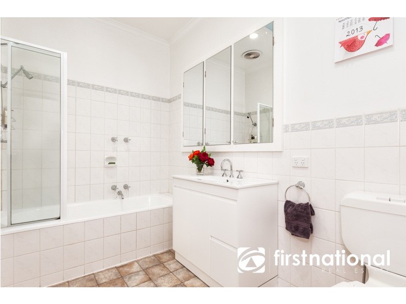 52 Ahern Road, Pakenham VIC 3810