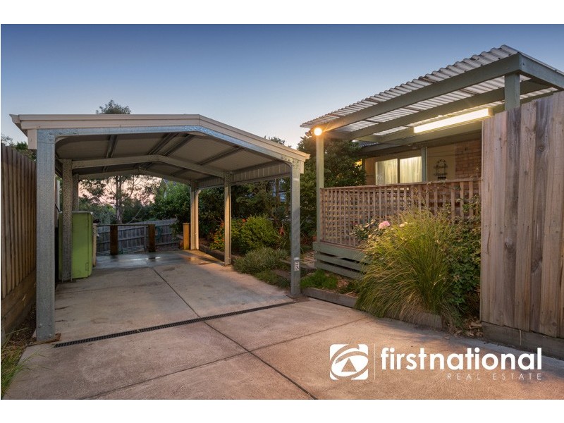 52 Ahern Road, Pakenham VIC 3810