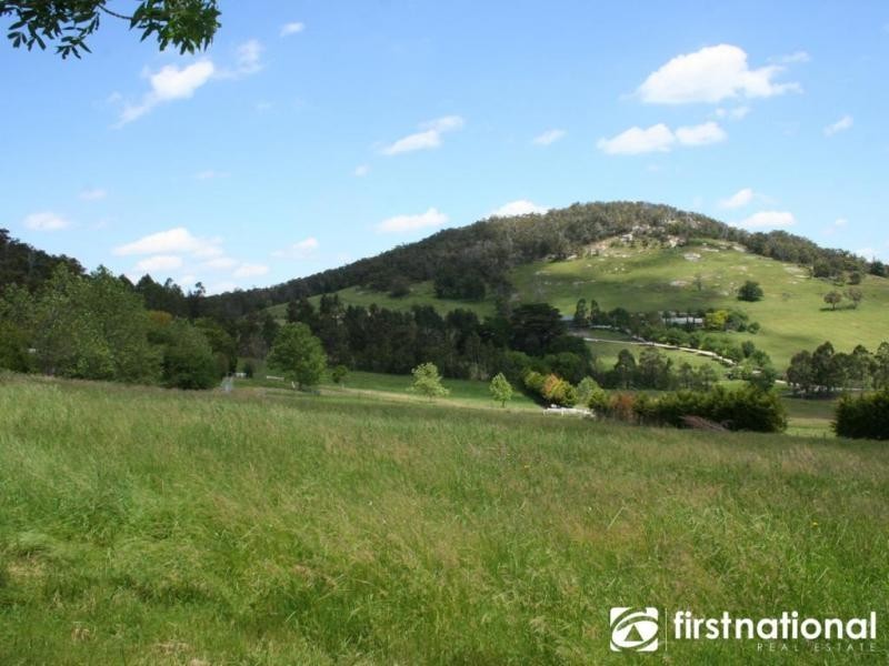 70 Sanders Road, Garfield North VIC 3814