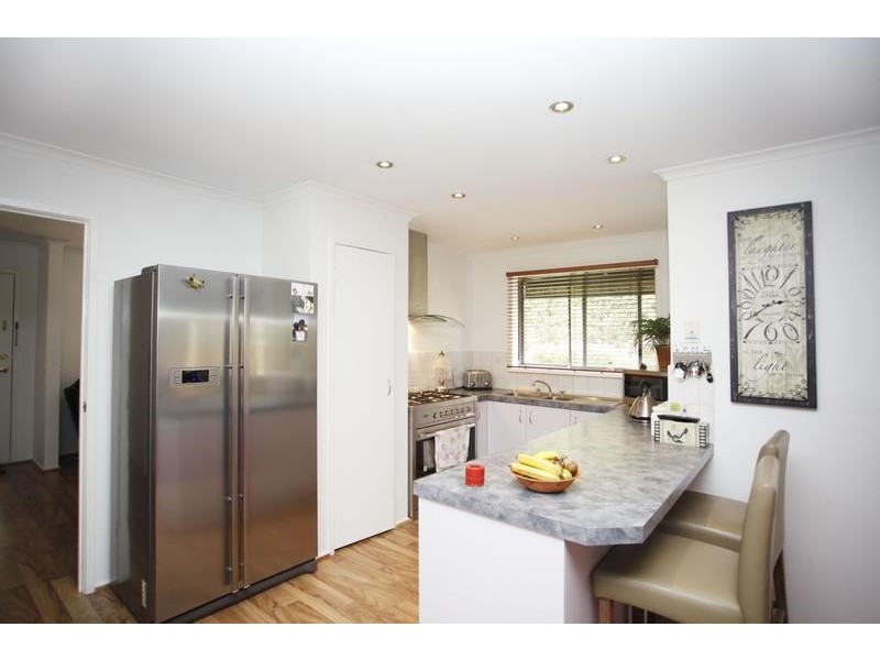 4 Alison Close, Pakenham VIC 3810