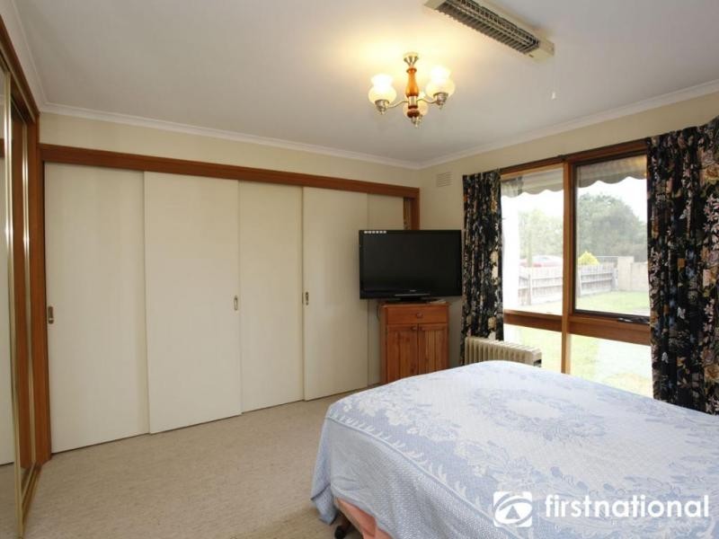 14 Main Street, Pakenham VIC 3810