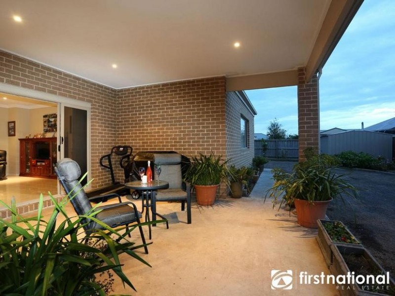 56 Banjo Paterson Drive, Pakenham VIC 3810