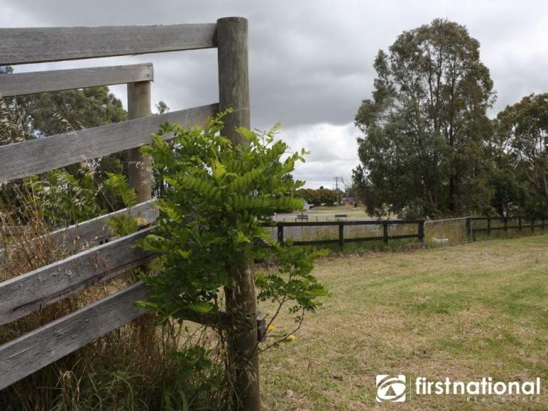2865 Princes Highway, Garfield North VIC 3814
