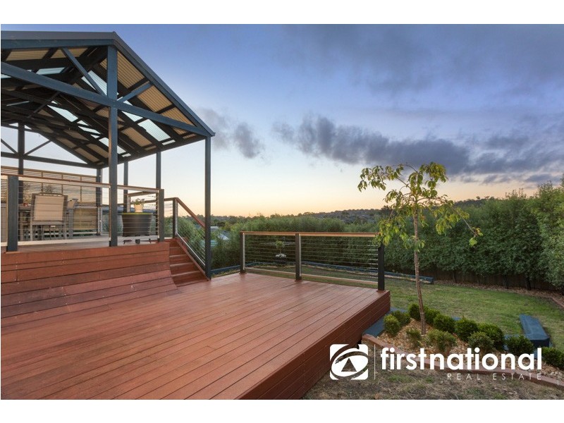 14 Wallangara Drive, Pakenham VIC 3810