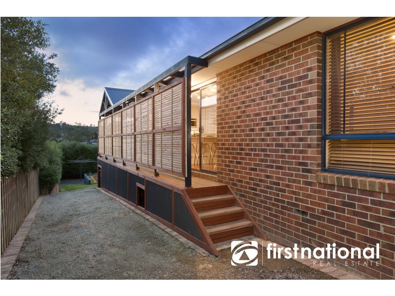 14 Wallangara Drive, Pakenham VIC 3810