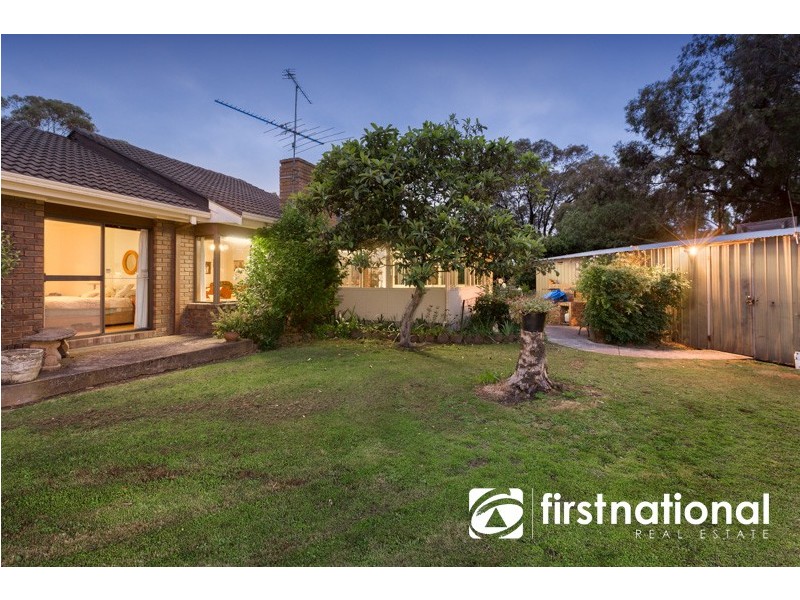 1 Oaktree Drive, Pakenham VIC 3810