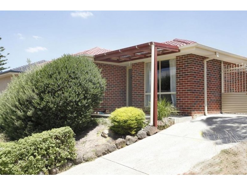 154 Manna Gum Drive, Pakenham VIC 3810